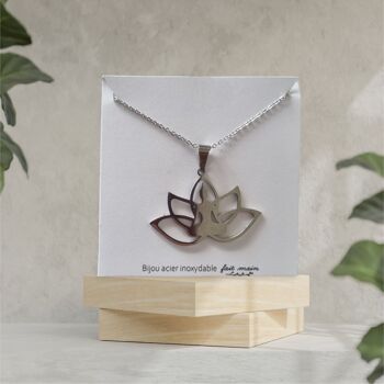 Collier pendentif lotus bouddha -  fine maille -  acier inoxydable