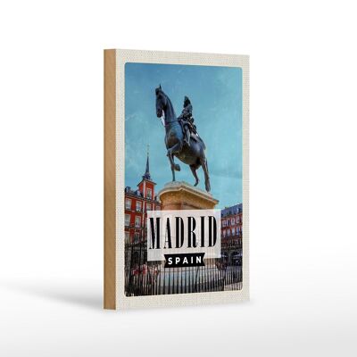 Targa in legno da viaggio 12x18 cm Madrid Spagna scultura cavaliere cavallo