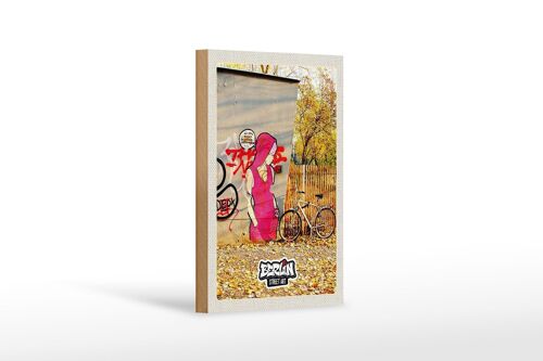 Holzschild Reise 12x18 cm Berlin Street Art Kunst Gemälde rosa