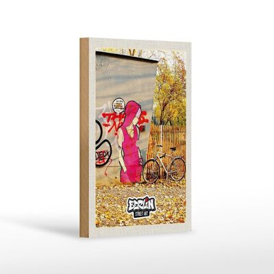 Cartello in legno da viaggio 12x18 cm Berlino street art art dipinto rosa