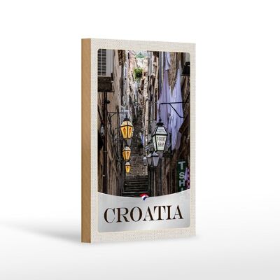 Cartello in legno da viaggio 12x18 cm Lanterna delle scale della città vecchia della Croazia