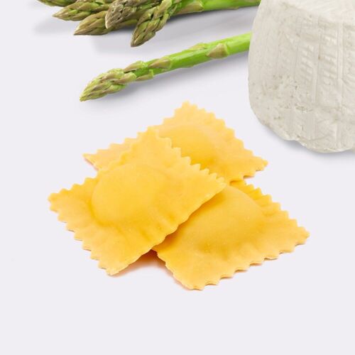 RAVIOLI AUX ASPERGES  & fromage frais