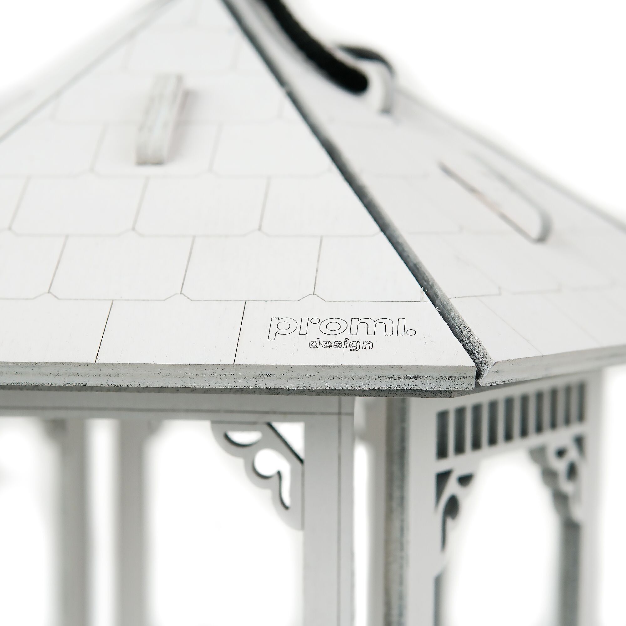 Gazebo shaped bird feeder, White bird house with roof