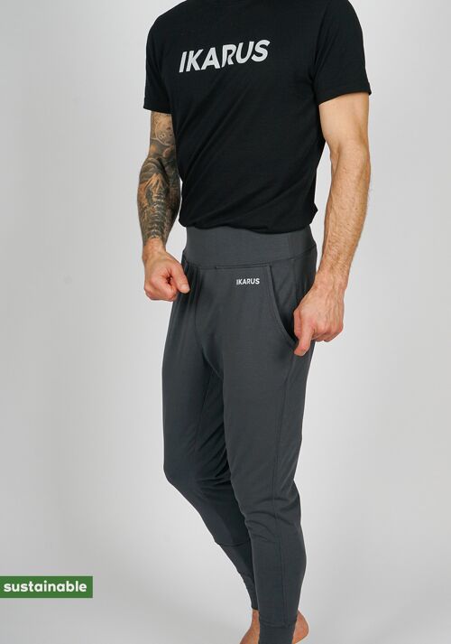 Yoga-Outfit aus Bio-Baumwolle & Modal | Yoga-Hose (dunkelgrau) & T-Shirt (schwarz, bold print)