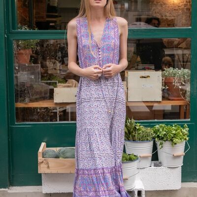 Long dress with floral print, buttoned front and V-neck