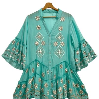 Short dress with embroidery and flared sleeves