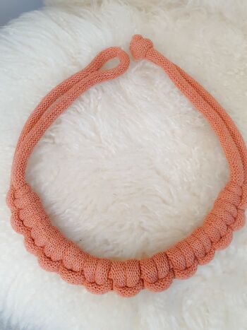 Collier corde coton noué épais chunky plastron bijou fantaisie cadeau tendance macramé fait main noeud marin terracotta 10