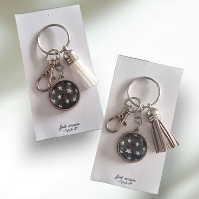 "Star" keychain (black and white)