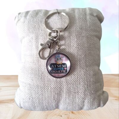 Porte-clés “ATSEM super chouette” rose clair – Cadeau tendre