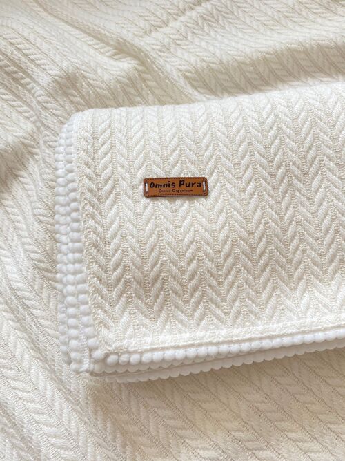 A Pack of Two  100% Organic Cotton Baby Pom Pom Pique Blanket
