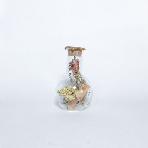 Dried Florals in Glass Sperare 250ml  yellow gold wax