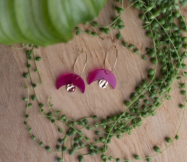 Orecchini a cerchio - SULI - fucsia traslucido