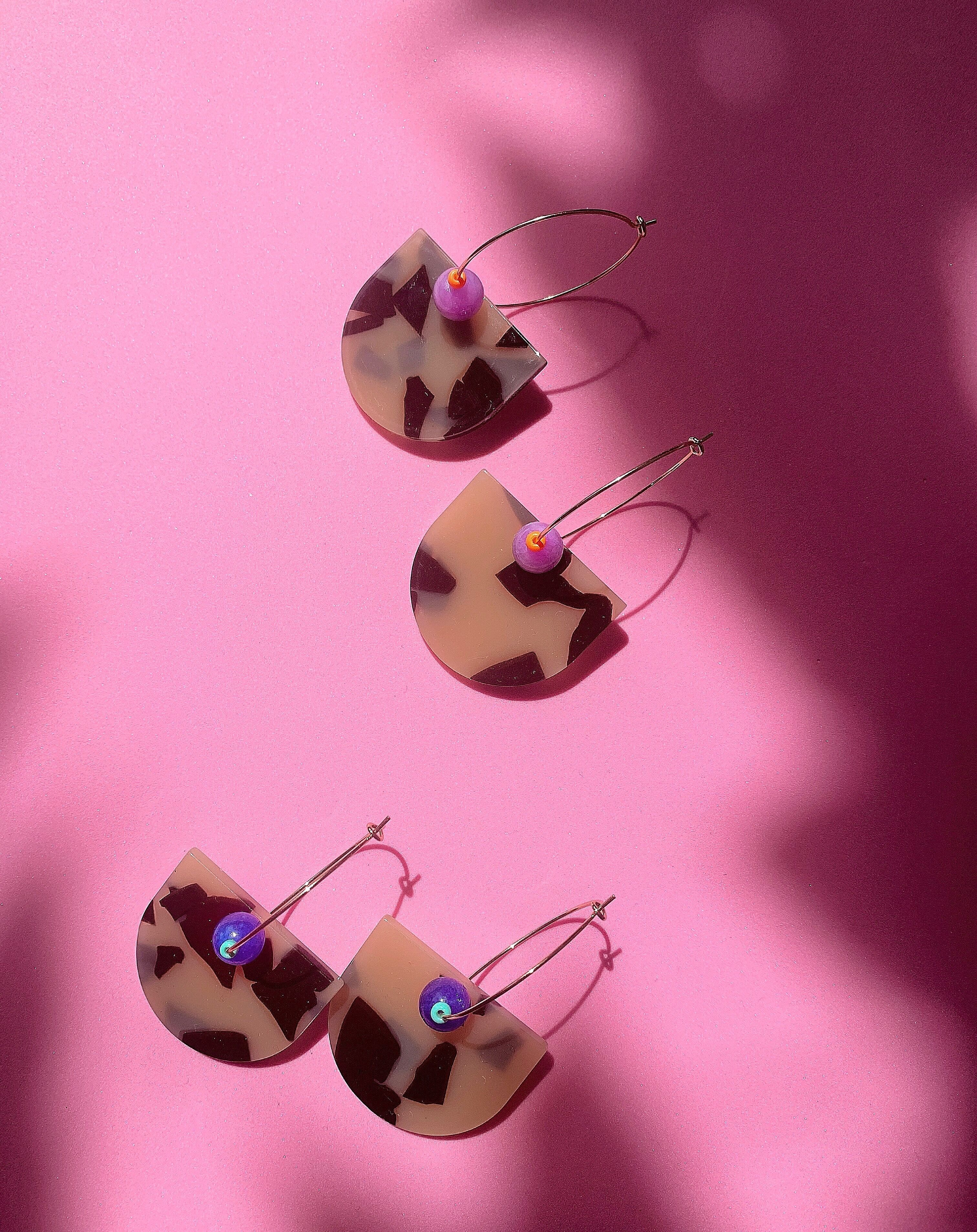 Orecchino *Tartaruga* riempito in oro 14K