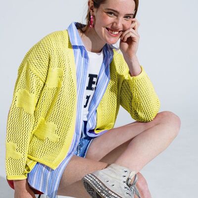 Cardigan tricoté au crochet avec nuages ​​tricotés en jaune