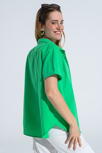 Chemise boutonnée décontractée à manches courtes en vert 2