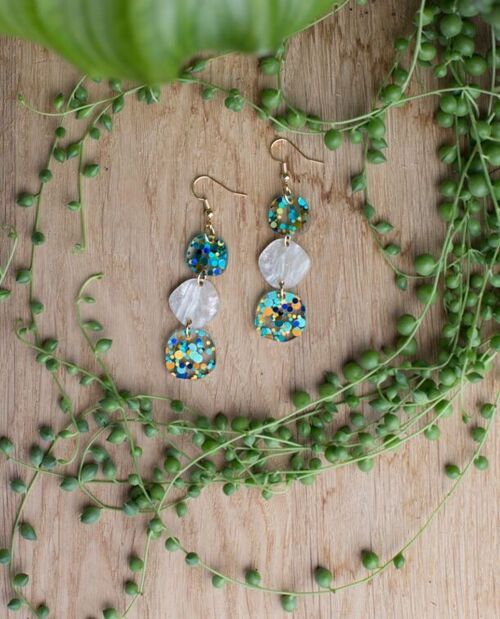 Boucles d'oreilles - TRIA - confettis bleu, soie nacrée