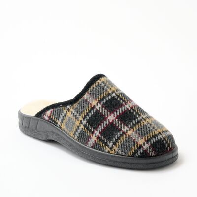 Large width wool-lined mule slipper