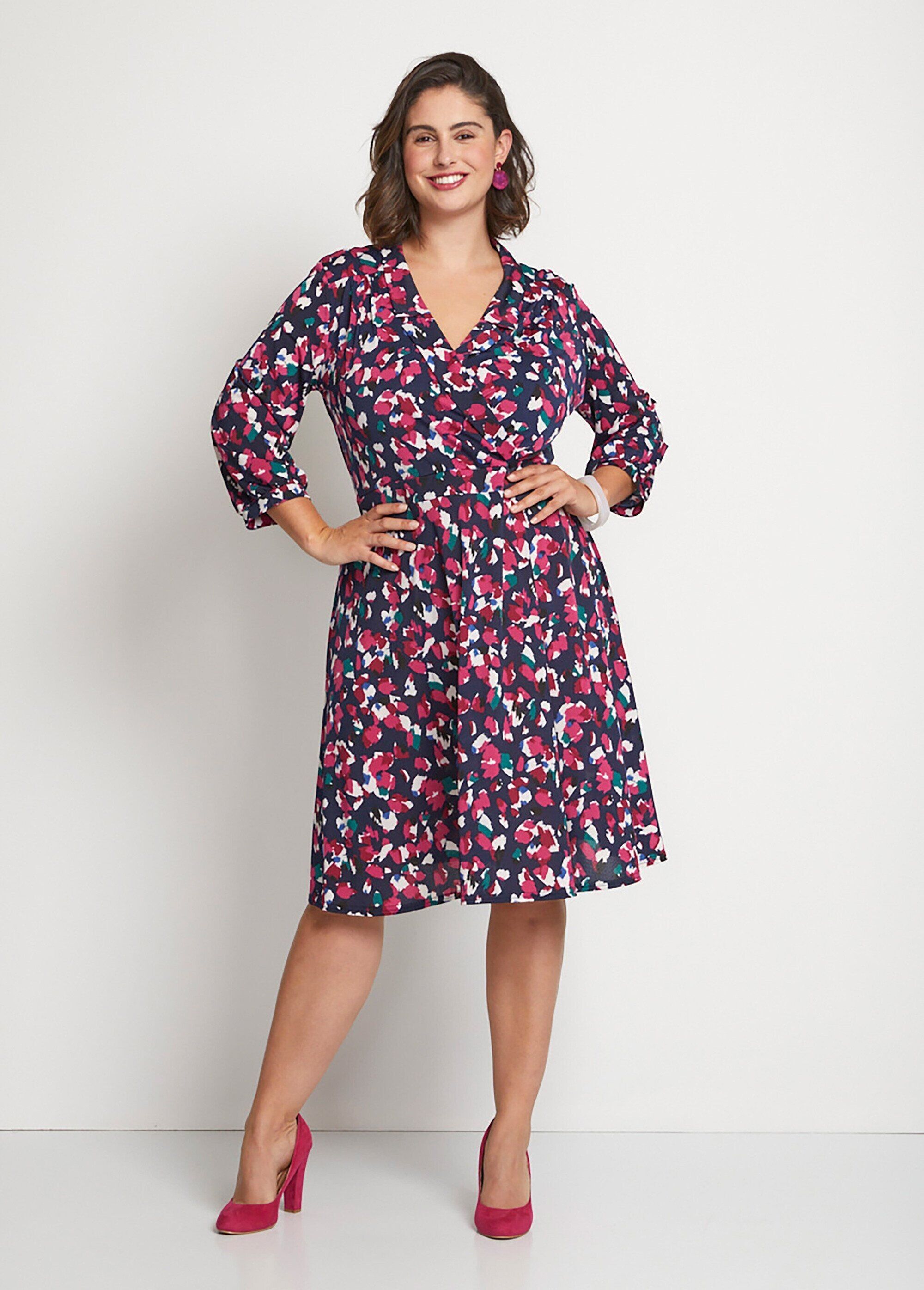 Short flared printed wrap dress