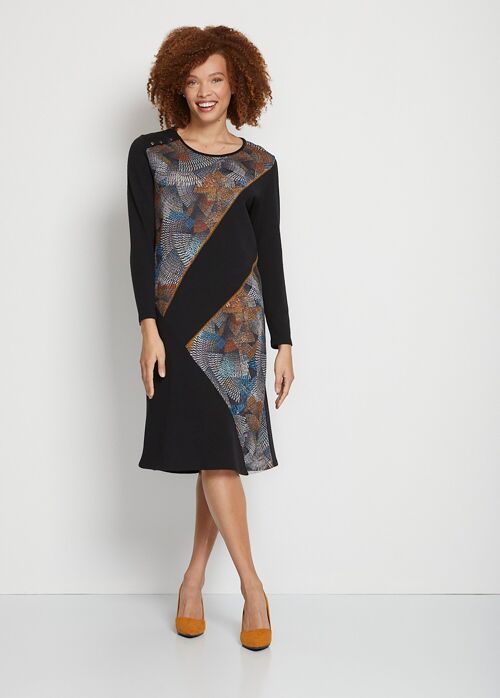 Robe en maille empiècements asymétriques