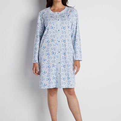 Short buttoned nightgown