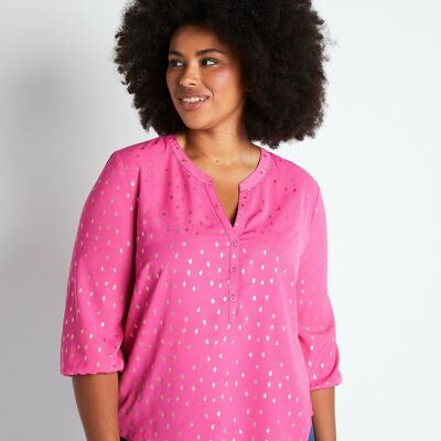 Loose mid-length tunic with 3/4 sleeves