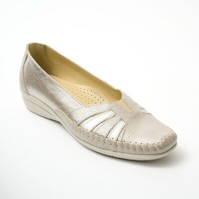 Soft leather comfort width moccasins 2865