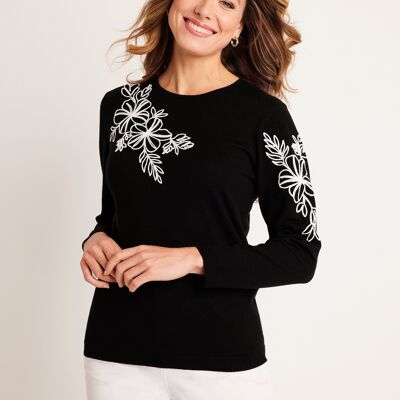 Fine embroidered sweater