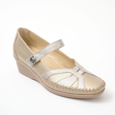 Comfort wide leather ballerinas with Velcro straps