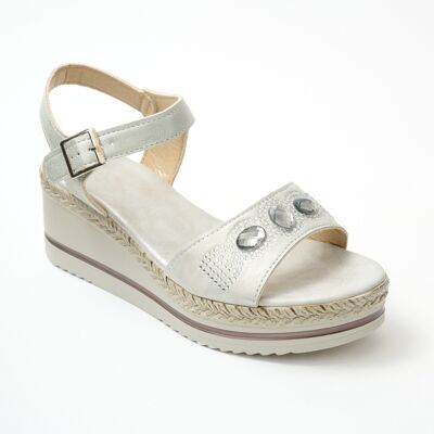 Bequeme vegane Plateausandalen