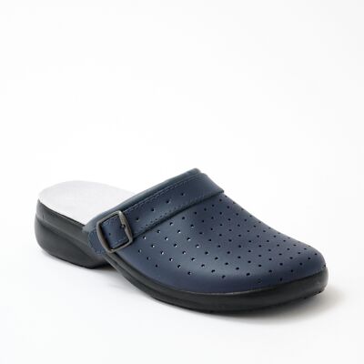 Wide width mixed perforated leather clog