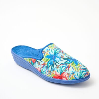 Printed comfort width mule slippers