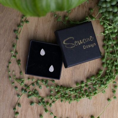 Stud earrings - Drop - Pearly silk