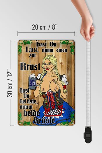 Plaque en tôle Pinup 20x30cm Take one to the Chest Beer 4