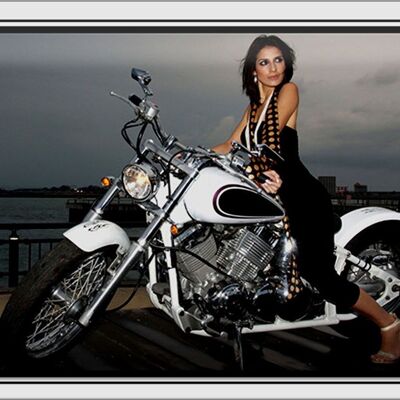 Targa in metallo Motocicletta 30x20 cm Bike Girl Pinup Woman