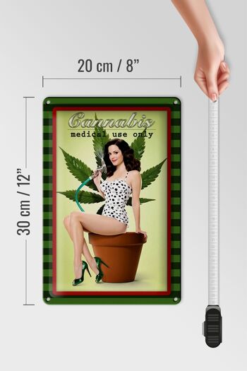 Plaque en tôle Pinup 20x30cm Cannabis usage médical uniquement 4