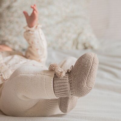 Zapatillas de bebé con perlas