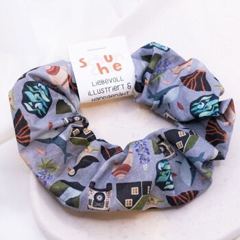 Scrunchie Island Scandinavia hairband North - cravate illustrée et cousue à la main 2