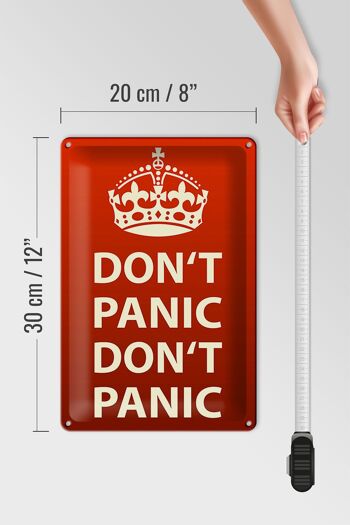 Panneau en étain disant "Pas de panique, pas de panique", couronne 20x30 cm 4