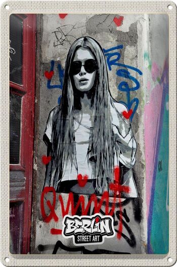 Plaque en tôle voyage 20x30cm Berlin noir blanc graffiti femme 1