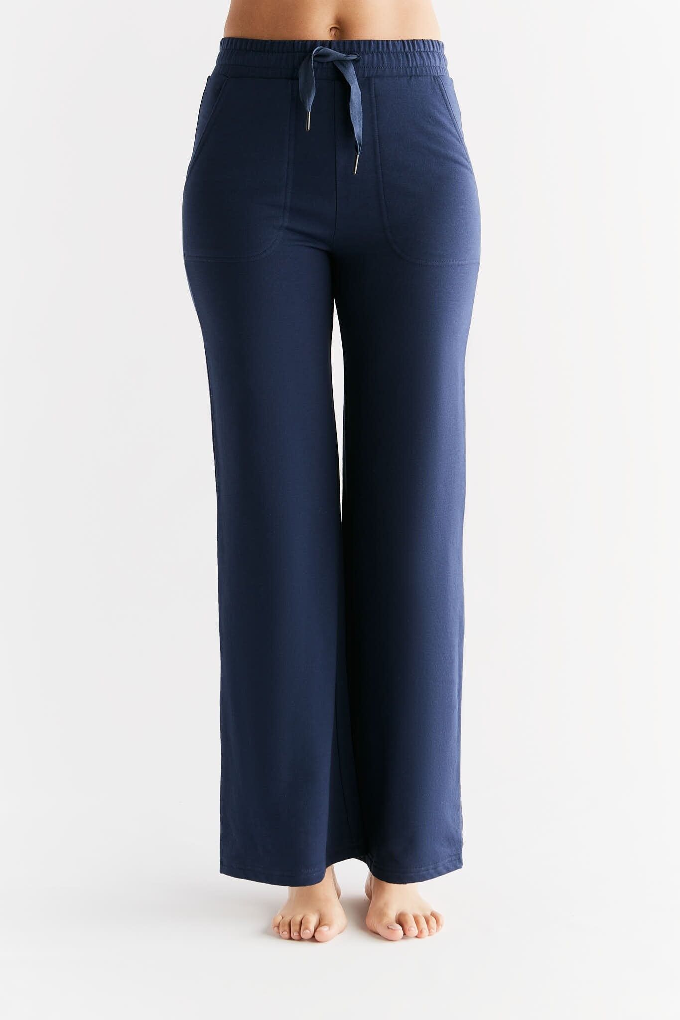 T1353-03 | Pantalon de survêtement Feelfree TENCEL™ Active pour femmes - Marine