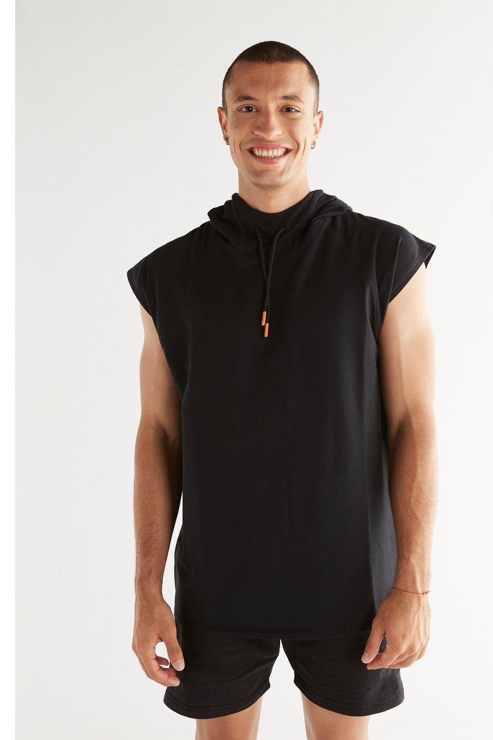 T9000-01| Felpa con cappuccio unisex TENCEL™ Active senza maniche - Nera