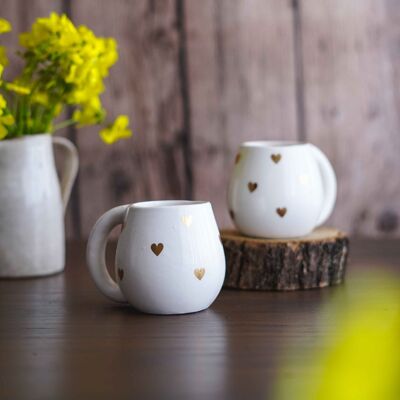 Golden hearts mug