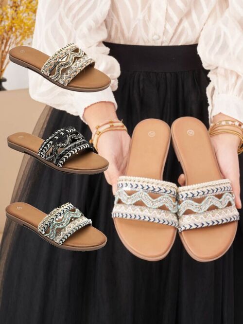 PATTERN DESIGN FLAT SLIP ON SANDALS