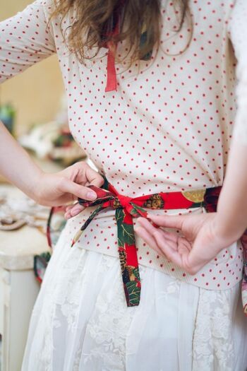 Tablier d’hiver pour dames | Fleurs de Noël beiges 5