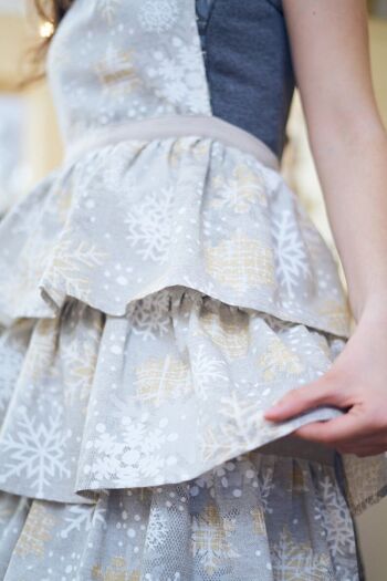 Motif d'hiver Tablier pour femme avec imprimé flocon de neige, mélange Coton-Poly | ThéLurex Oro 3
