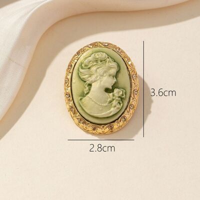 Fancy Brooch 24PEBRO046