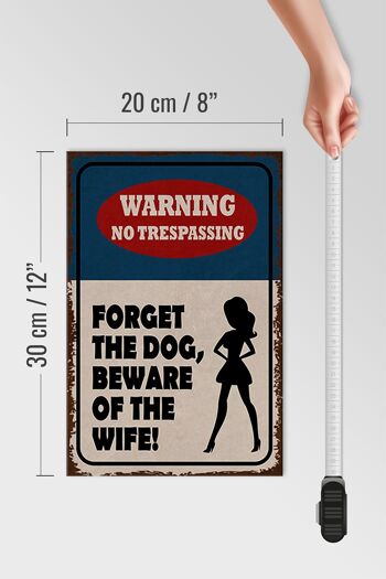 Panneau en bois disant 20x30cm avertissement "interdiction d'intrusion chien femme" 4
