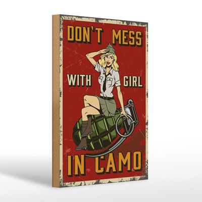 Cartel de madera Pinup 20x30cm Don`t mess with Girl in camo