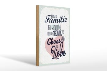 Panneau en bois disant Our Family Chaos Love Heart 20x30cm 1