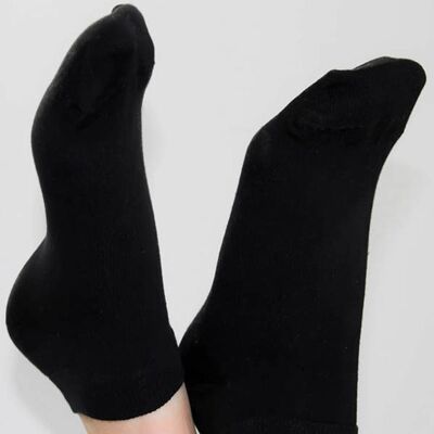 9302 | Unisex Sneaker Socks - Black (Pack of 6)